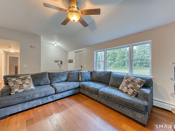2nd image of 360 Riverton Road