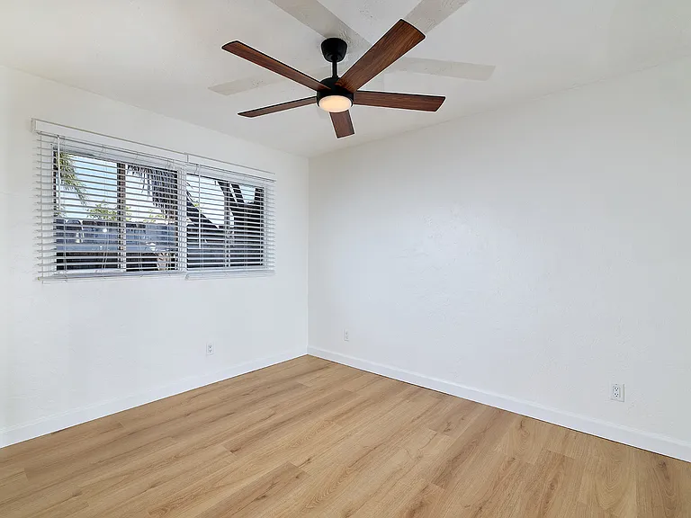 710 S Myers St — Photo 13