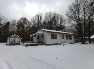 3669 Northview Dr, Mio, MI 48647