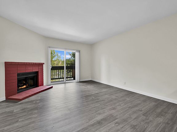 5th image of 3926 60th St Unit 179