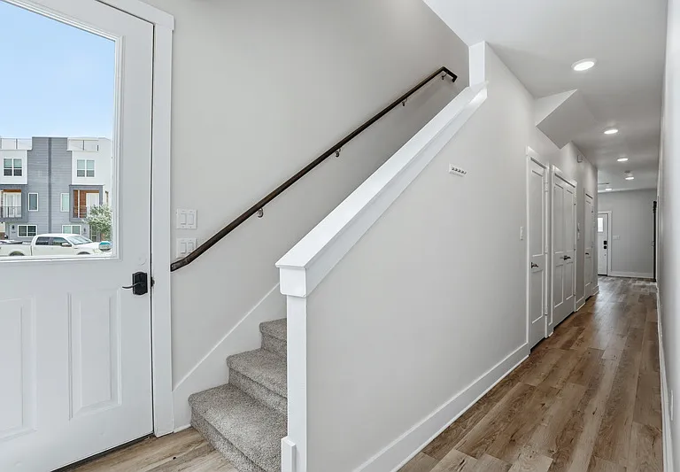 2340 Benbrook Dr — Photo 11