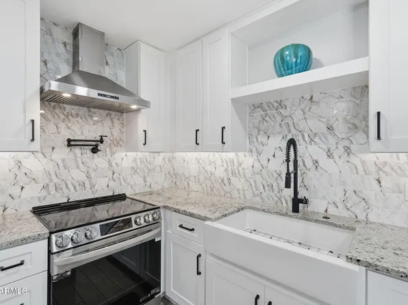 1832 E ENID Avenue, Mesa, AZ 85204