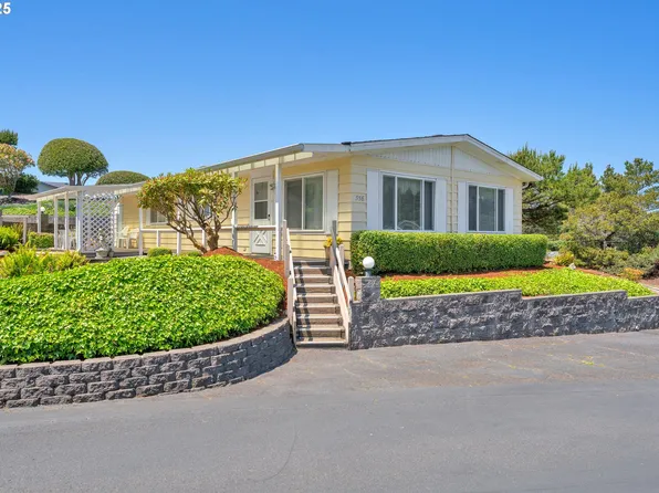 1601 Rhododendron Dr Space 558, Florence, OR 97439