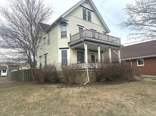 1409 11th St, Monroe, WI 53566