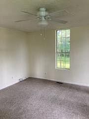 4th image of 211 Kiowa St
