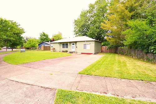 1690 Wilson St Photo 1