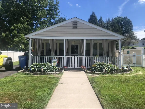 4259 Willow Ave, Trevose, PA 19053