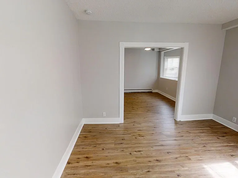90 Georgia Ave #1 — Photo 4