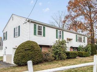 18 East St, Stoneham, MA 02180