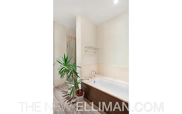 Rented by Douglas Elliman | media 17