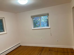 18325 Candice Dr, Triangle, VA 22172