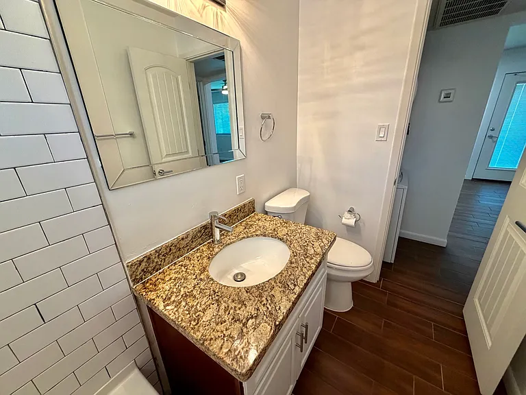7625 N 12th St #7 — Photo 11
