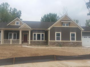 8933 Split Stone Ct, Byron Center, MI 49315