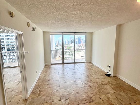 5th image of 1750 N Bayshore Dr #2406