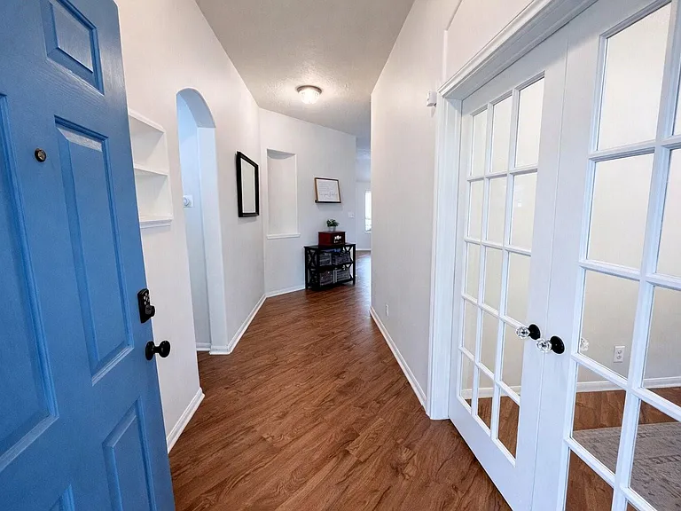 21510 Forest Colony Dr — Photo 3