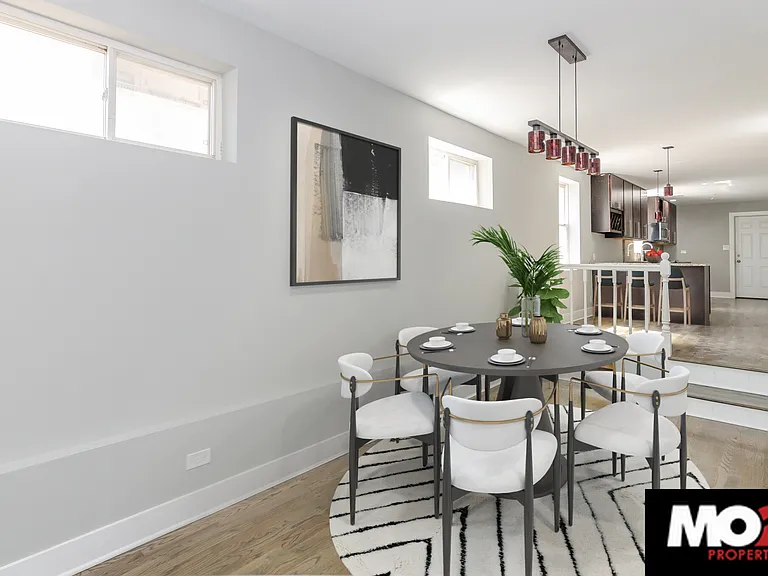 1213 W Erie St #1F — Photo 3