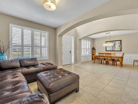 4th image of 14001 Rugby St