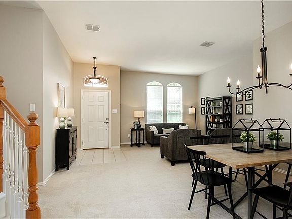 4th image of 1419 Christine Dr