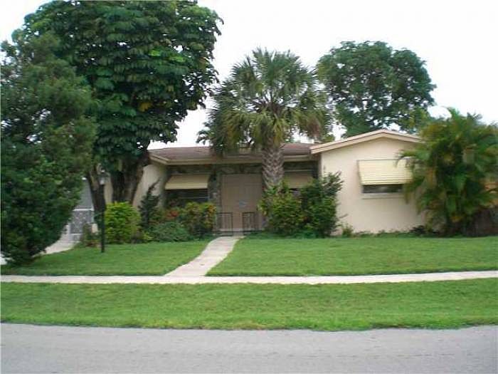 1st image of 4510 NW 41st Ter