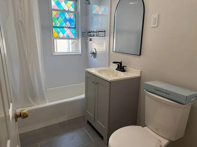 272 Willis Ave #2 — Photo 4