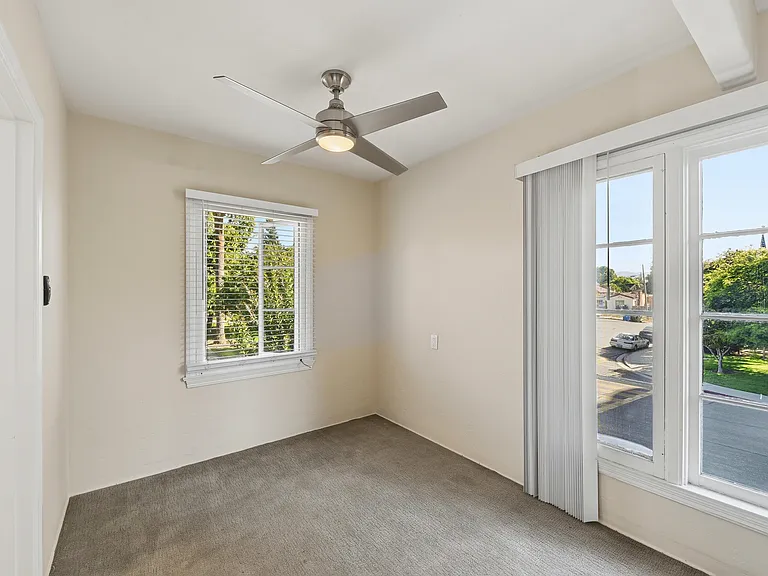 855 Main St #6 — Photo 17