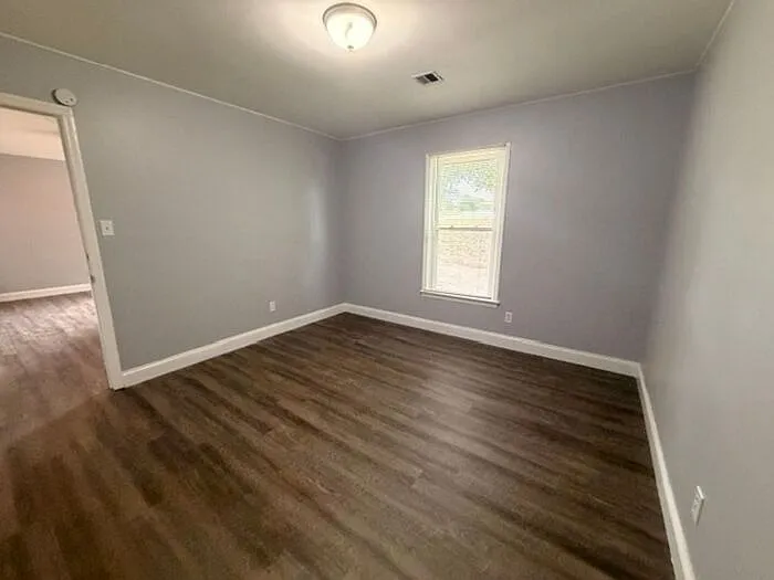 168 Sherman Dr — Photo 10
