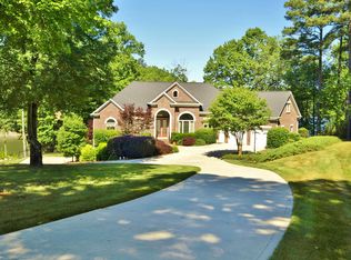 2232 Whiterock Ct, Sherrills Ford, NC 28673