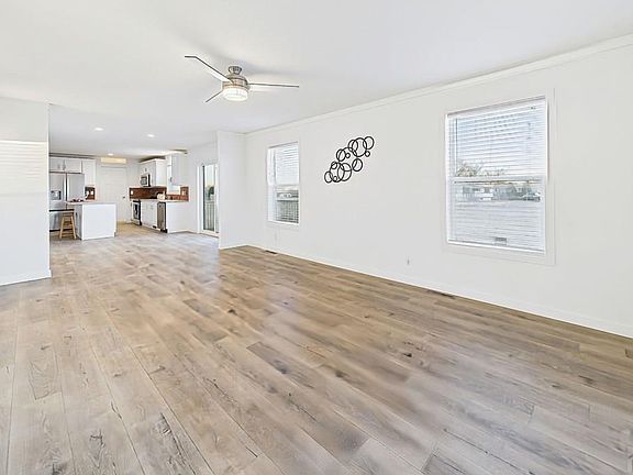 5th image of 77 E Dante Ln