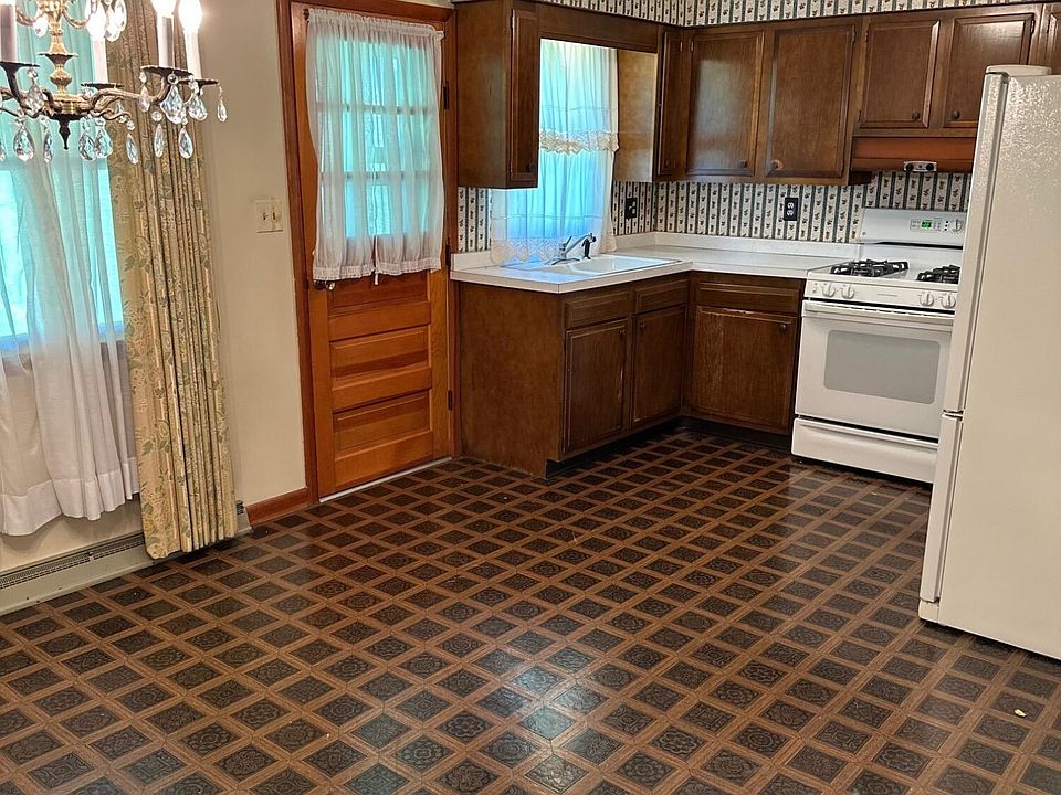 1204 Grant Ave, Altoona, PA 16602 Zillow