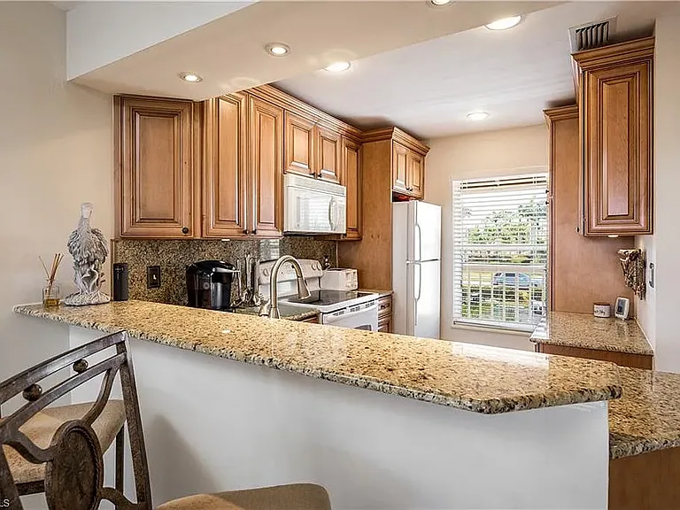 1295 Mainsail Dr — Photo 4