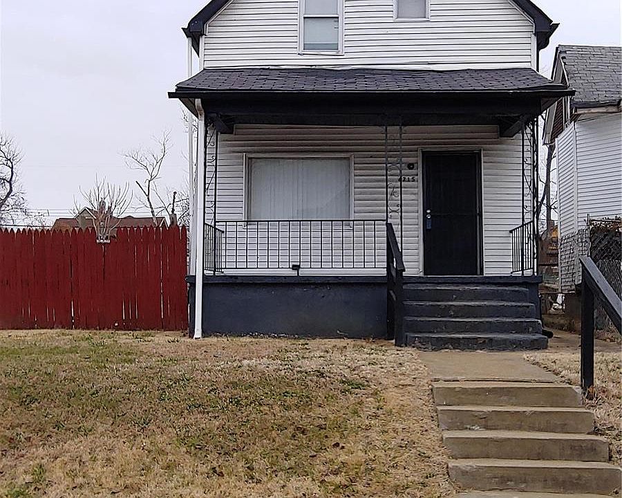 1st image of 4715 Beacon Ave