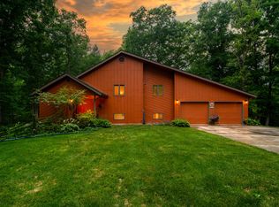 10300 E Union Church Rd, Centralia, MO 65240