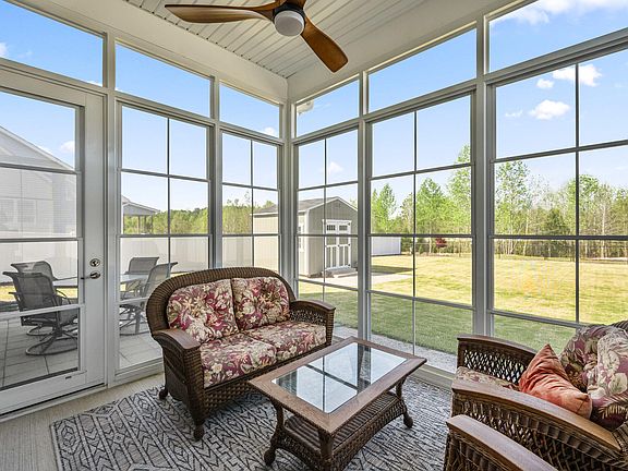 4th image of 88 Painters Mill Pond Ln