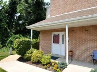 412 Glen Ln BUILDING 4, Elkins Park, PA 19027