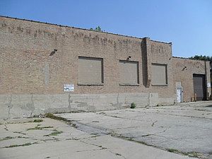 5th image of 1918 Main St