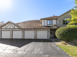 6411 Pine Trail Ln APT 2, Tinley Park, IL 60477