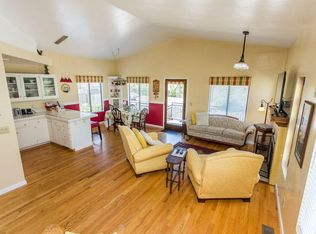 327 S Marina St, Prescott, AZ 86303