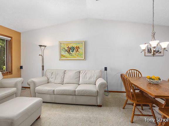 4th image of 3235 Arrowhead Arms Ct SW #12