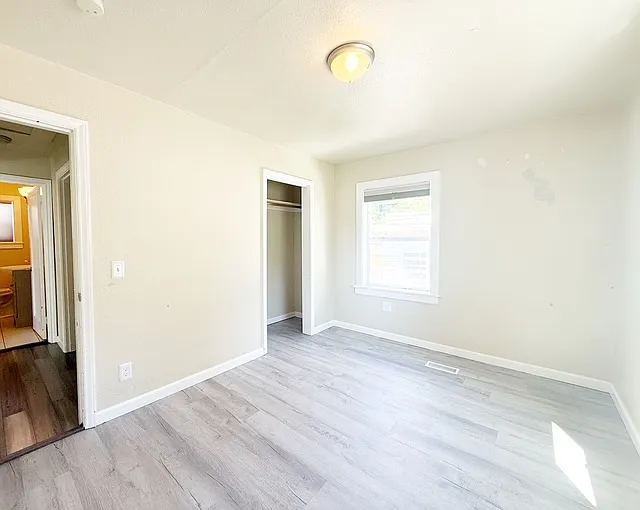 821 S Summit Ave — Photo 11