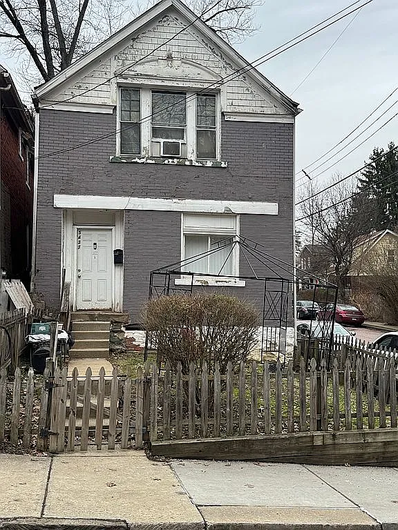 5437 Columbo St photo 1