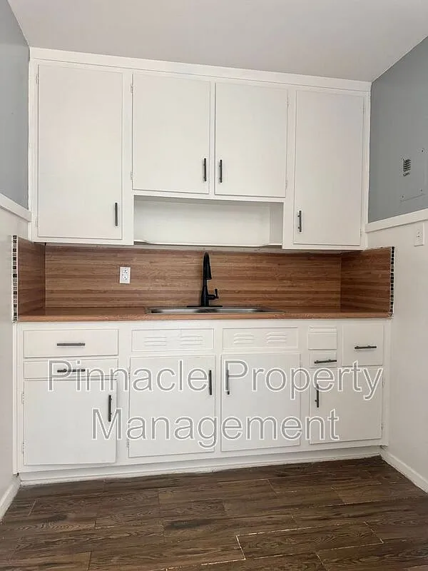 2 bed, 1.0 bath, 800 sqft, $850 — Photo 4