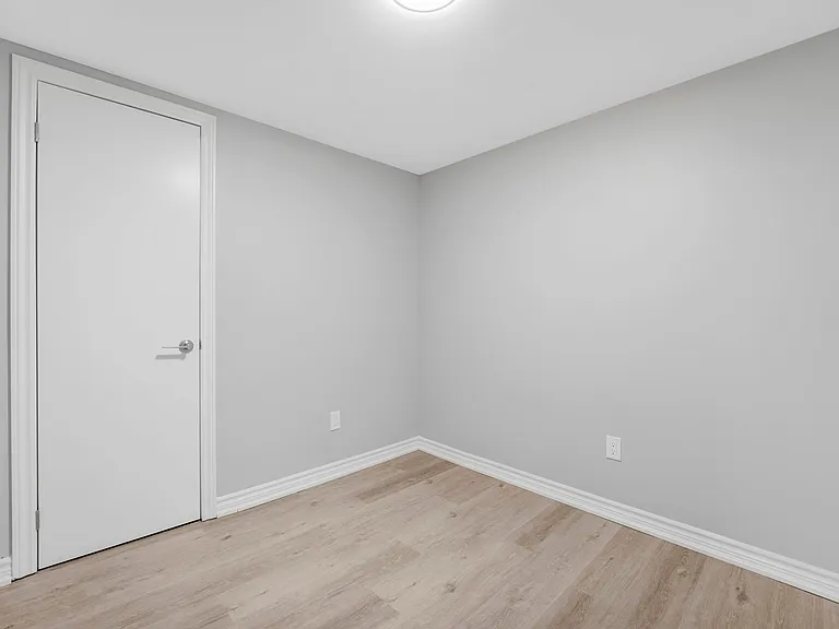 151 Dauphin Ave #2 — Photo 8