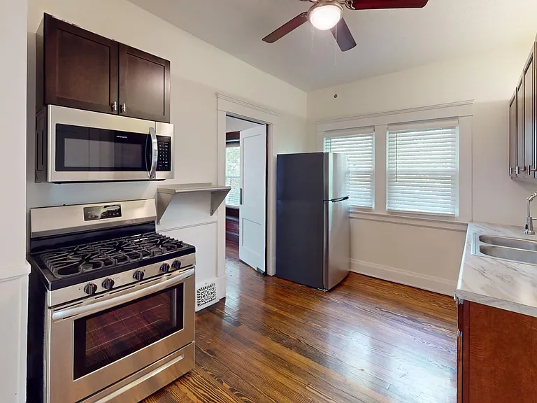 3735 W 47th Pl — Photo 32