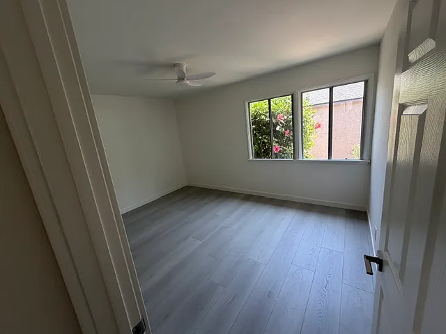 428 N Lomita St #428 — Photo 5