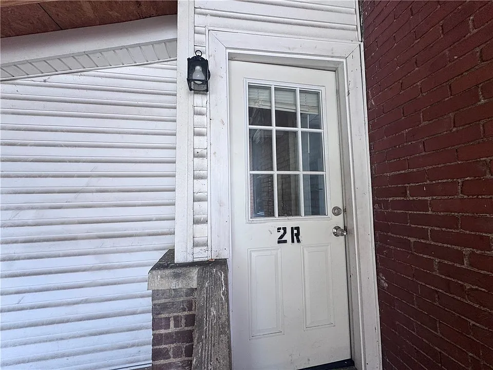 520 Brinton Ave #2R