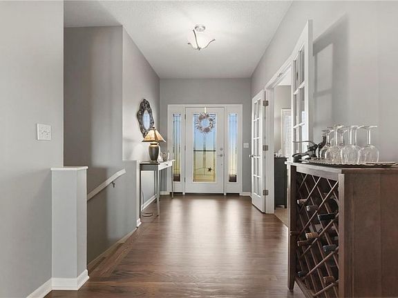 4th image of 25605 Parallel Rd