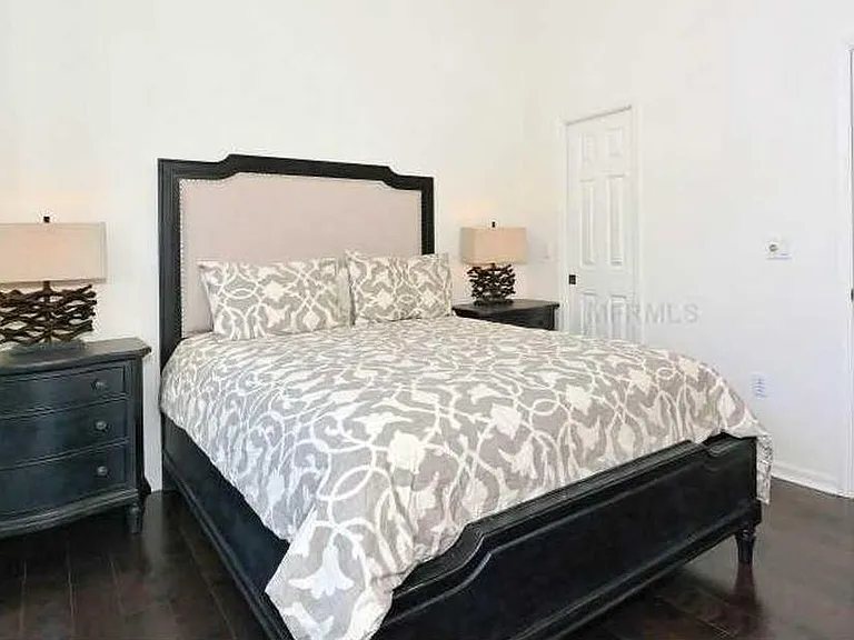 Second bedroom Suite