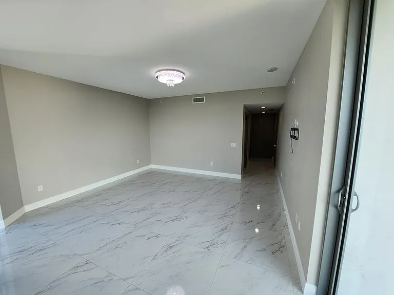 17301 Biscayne Blvd #1202 — Photo 16