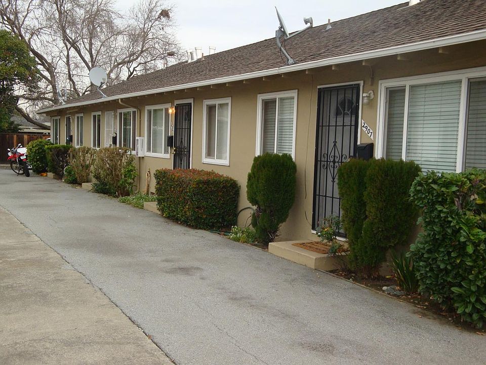1st image of 2907 Alma St
