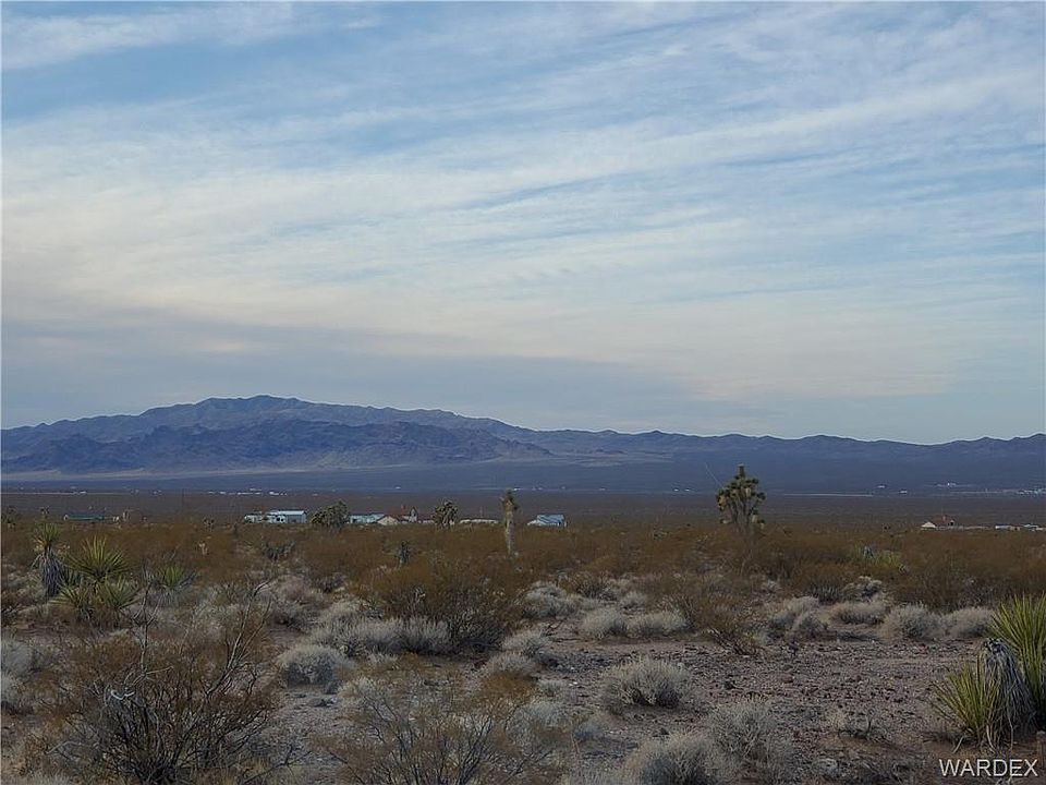 1st image of 11450 W Saddleback Dr